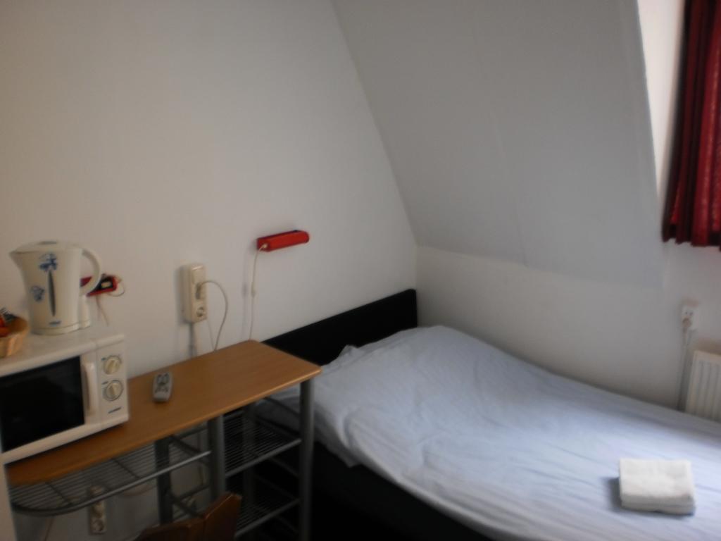 Hostel Pension Tivoli Groningen Phòng bức ảnh